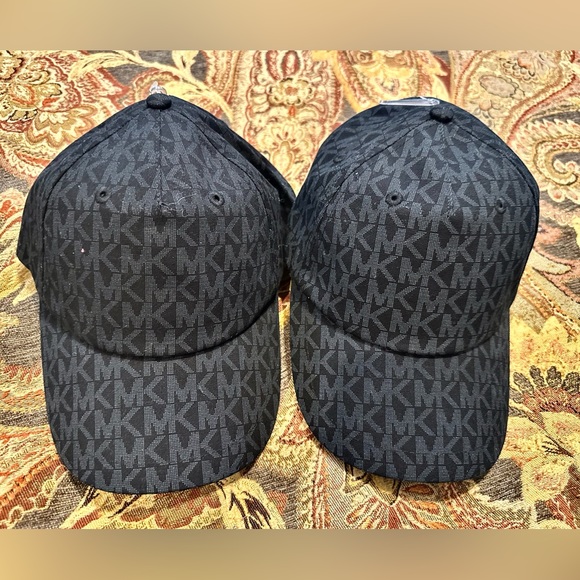 Ur getting 2 Mk hats. Logo hats PRICE IS FIRM no offers please - Picture 1 of 4